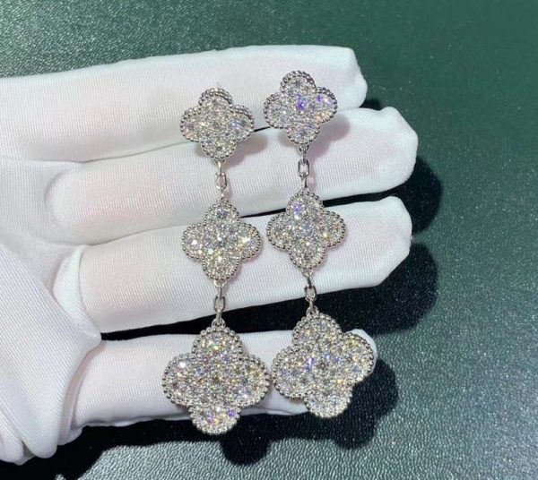 Bông Tai Nữ Van Cleef & Arpels Magic Alhambra Kim Cương Vàng Trắng 18K Chế Tác (2)