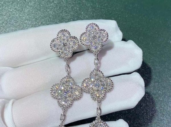 Bông Tai Nữ Van Cleef & Arpels Magic Alhambra Kim Cương Vàng Trắng 18K Chế Tác (2)