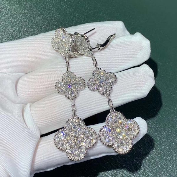 Bông Tai Nữ Van Cleef & Arpels Magic Alhambra Kim Cương Vàng Trắng 18K Chế Tác (2)