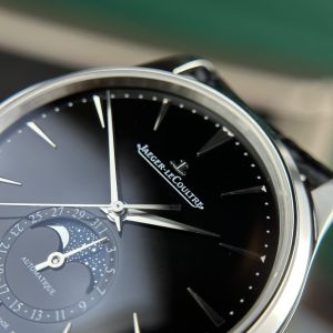 Đồng Hồ Jaeger Lecoultre Chế Tác Master Ultrathin Moon Màu Đen 39mm (3)