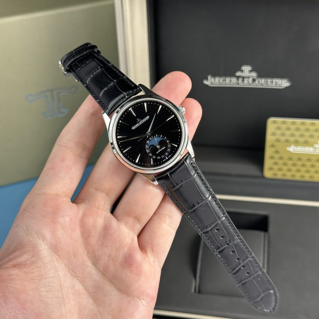 Đồng Hồ Jaeger Lecoultre Chế Tác Master Ultrathin Moon Màu Đen 39mm (4)