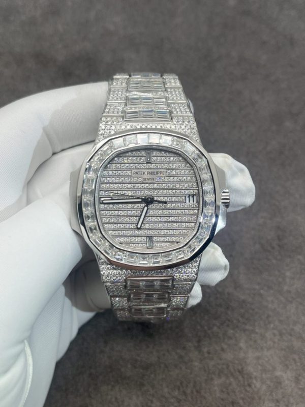 Đồng Hồ Patek Philippe Chế Tác Vàng Trắng Kim Cương CVD Nautilus 5719 40mm (6)