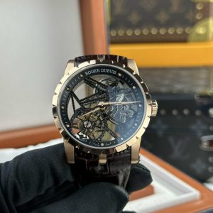 Đồng Hồ Roger Dubuis Replica 11 Excalibur Skeleton RDDBEX0393 BBR 42mm (14)