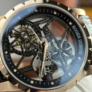 Đồng Hồ Roger Dubuis Replica 11 Excalibur Skeleton RDDBEX0393 BBR 42mm (14)