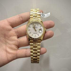 Đồng Hồ Rolex Day-Date Chế Tác Mặt Khảm Trai Cọc Số Kim Cương Moissanite GMF 40mm (4)