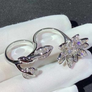 Nhẫn Van Cleef & Arpels Lotus Between the Finger Chế Tác Kim Cương Vàng Trắng 18K (2)