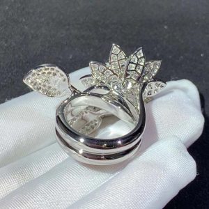 Nhẫn Van Cleef & Arpels Lotus Between the Finger Chế Tác Kim Cương Vàng Trắng 18K (2)