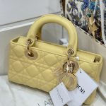 Túi Xách Dior Lady D-Joy Rep 11 Cao Cấp Nữ Màu Vàng 22cm (2)