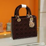 Túi Xách Dior Lady Nữ Màu Đỏ Mận Khoá Mạ Vàng Siêu Cấp 24cm (2)