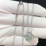 Vòng Cổ Van Cleef & Arpels Vintage Alhambra Chế Tác Kim Cương Vàng Trắng 18K (2)