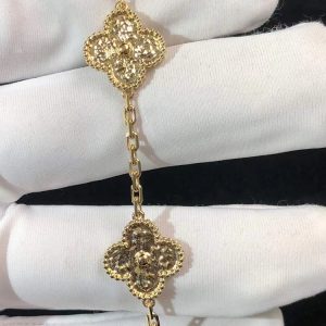 Vòng Tay Nữ Van Cleef & Arpels Vintage Alhambra Chế Tác Vàng 18K (2)