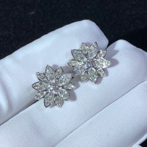 Bông Tai Van Cleef And Arpels Hoạ Tiết Hoa Sen Chế Tác Kim Cương Vàng Trắng 18K (2)