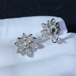 Bông Tai Van Cleef And Arpels Hoạ Tiết Hoa Sen Chế Tác Kim Cương Vàng Trắng 18K (2)