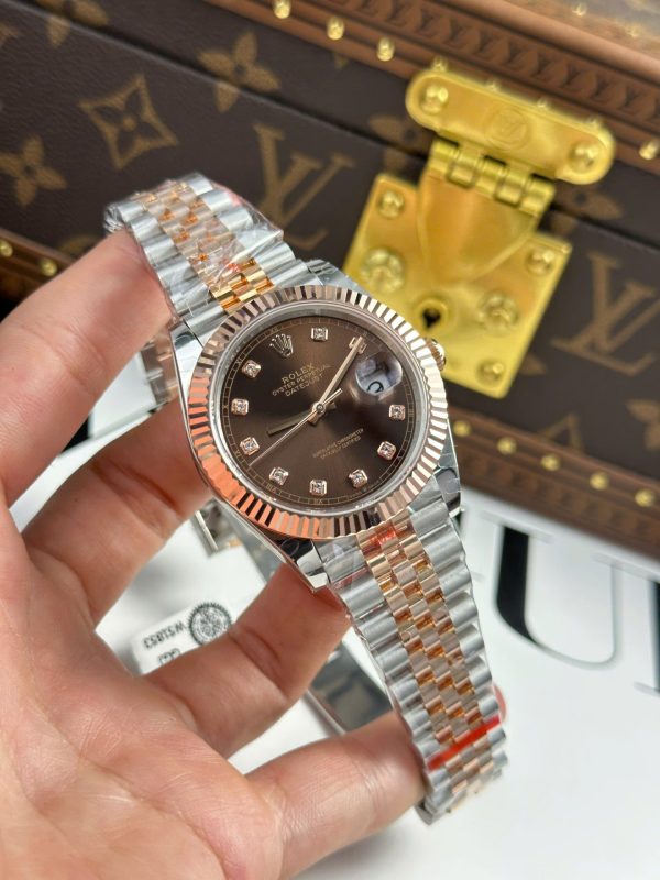 Đồng Hồ Bọc Vàng Rolex DateJust Mặt Số Chocolate Đính Đá Nhà Máy GM V5 41mm (7)