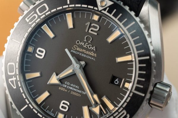 Đồng Hồ Omega Planet Ocean 600M Mặt Đen Rep 11 Nhà Máy VS (1)