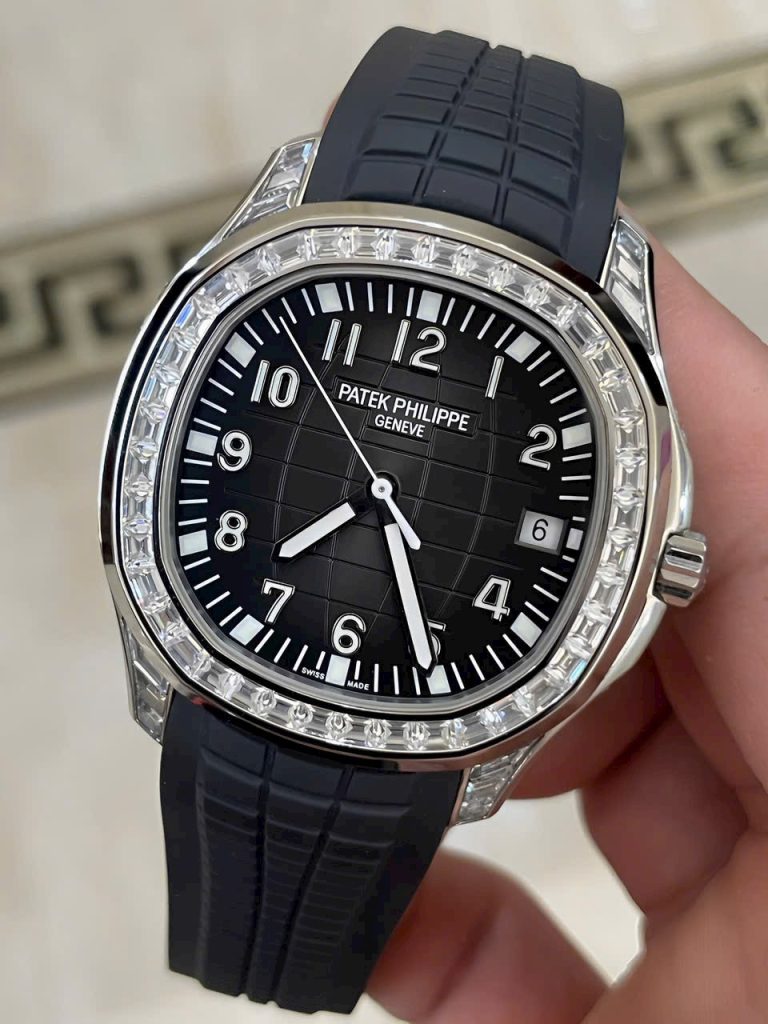 Đồng Hồ Patek Philippe Aquanaut 5167G Nam Đính Đá Dây Cao Su GRF 40mm (2)