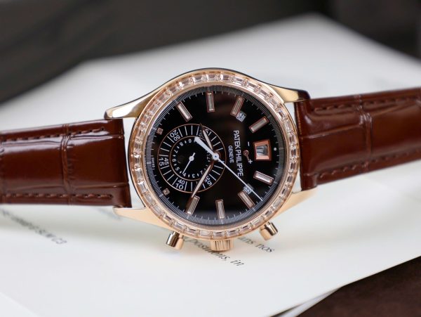 Đồng Hồ Patek Philippe Rep 11 Complications 5961R Đính Đá Mặt Đen (3)