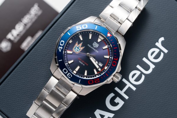 Đồng Hồ Tag Heuer Aquaracer Henrik Lundqvist Chế Tác Mặt Xanh 43mm (1)