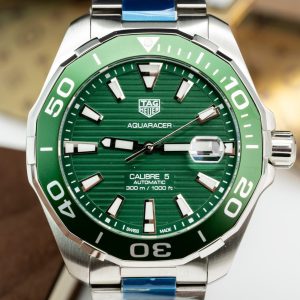 Đồng Hồ Tag Heuer Aquaracer Replica 11 Mặt Xanh Lá Cây 43mm (2)