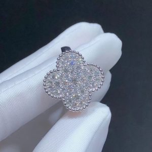 Nhẫn Van Cleef And Arpels Magic Alhambra Remake Kim Cương Tự Nhiên Vàng Trắng 18K (2)