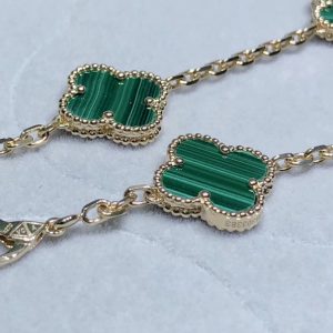 Vòng Cổ Van Cleef And Arpels Magic Alhambra 10 Hoạ Tiết Đá Quý Vàng 18K Tuỳ Chỉnh (2)