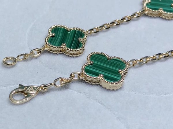 Vòng Cổ Van Cleef And Arpels Magic Alhambra 10 Hoạ Tiết Đá Quý Vàng 18K Tuỳ Chỉnh (2)