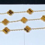 Vòng Cổ Van Cleef & Arpels Vintage Alhambra 10 Hoạ Tiết Chế Tác Đá Quý Vàng 18K (2)