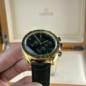 Đồng Hồ Omega Speedmaster Moonwatch Replica 11 Mặt Xanh Lá RM Factory 44mm (2)