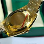 Đồng Hồ Rolex Day-Date Chế Tác Bọc Vàng Đính Kim Cương Moissanite Trọng Lượng 173 Gram 40mm (2)