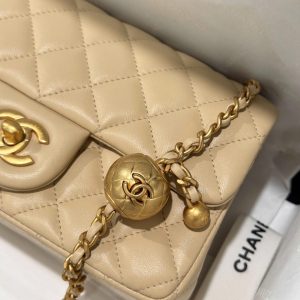 Túi Xách Chanel Classic Chuông Like Auth Màu Be Khoá Vàng 20cm (2)