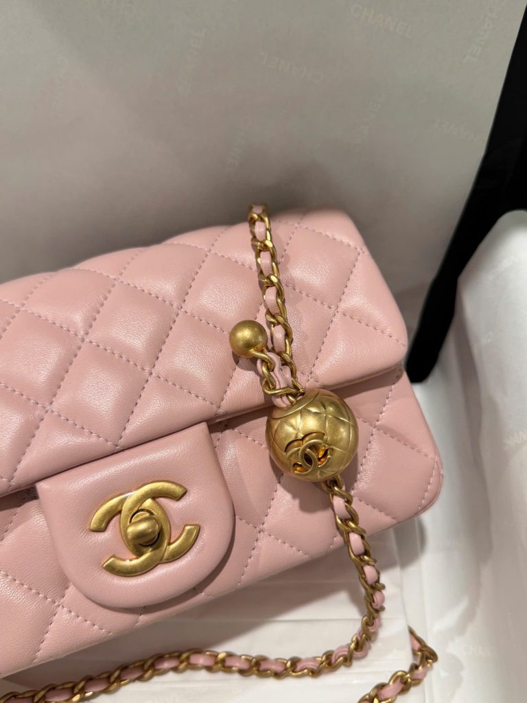 Túi Xách Chanel Classic Chuông Replica 11 Màu Hồng Khoá Vàng 20cm (2)