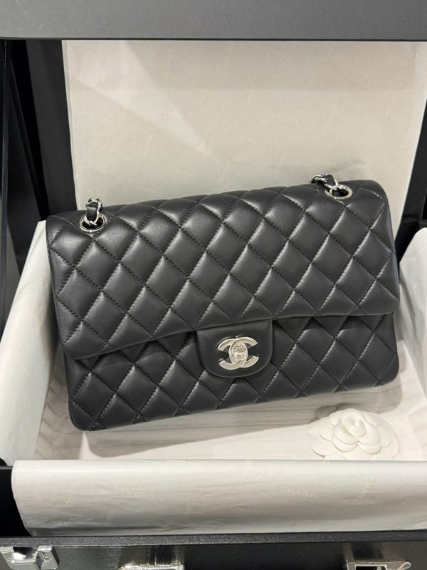 Túi Xách Chanel Classic Like Auth Da Cừu Màu Đen 25cm (2)