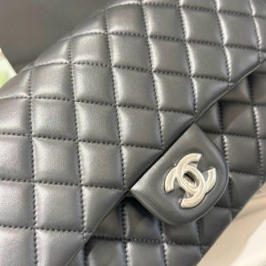 Túi Xách Chanel Classic Like Auth Da Cừu Màu Đen 25cm (2)