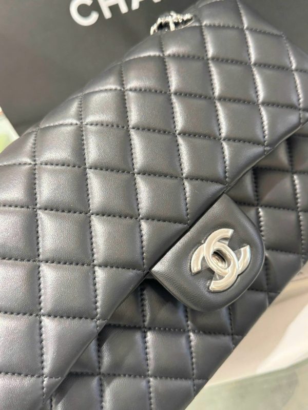 Túi Xách Chanel Classic Like Auth Da Cừu Màu Đen 25cm (2)