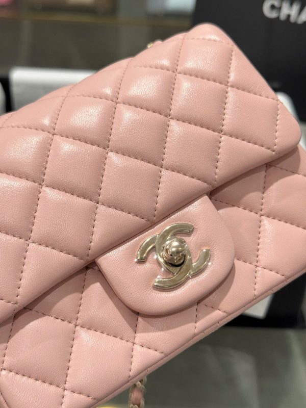 Túi Xách Chanel Classic Mini Màu Hồng Khoá Vàng Hồng Siêu Cấp 17cm (2)