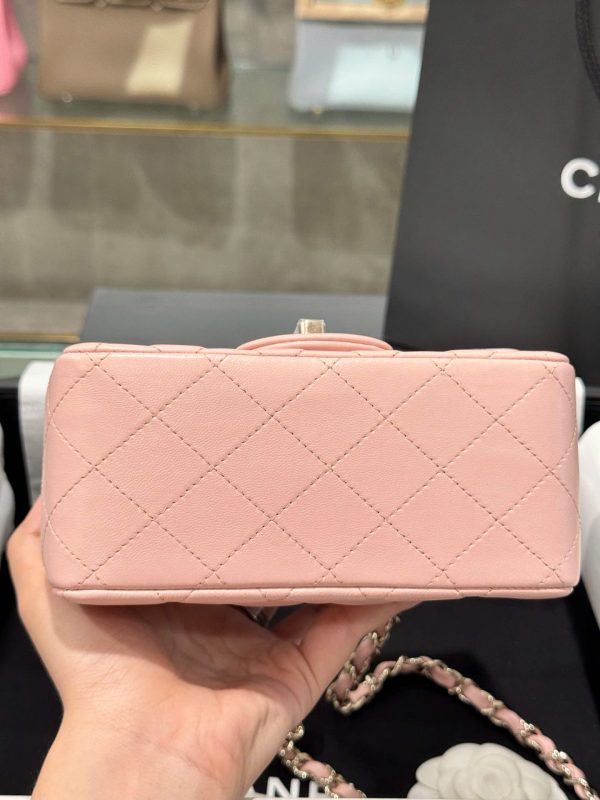 Túi Xách Chanel Classic Mini Màu Hồng Khoá Vàng Hồng Siêu Cấp 17cm (2)