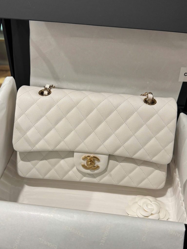 Túi Xách Chanel Classic Nữ Màu Trắng Khoá Vàng Rep 11 Cao Cấp 25cm (2)