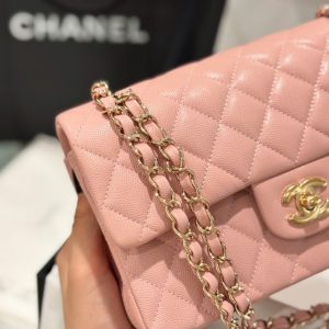 Túi Xách Chanel Classic Rep 11 Cao Cấp Da Hạt Màu Hồng Khoá Vàng 23cm (2)