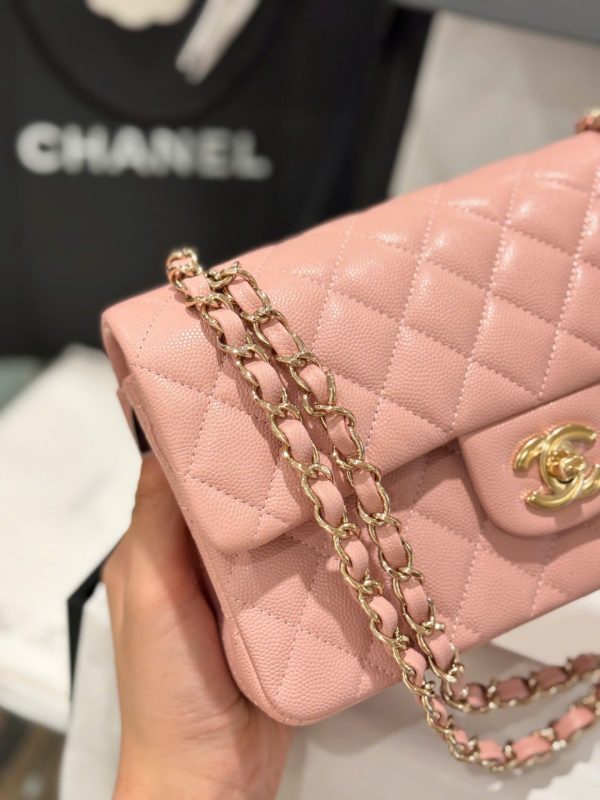 Túi Xách Chanel Classic Rep 11 Cao Cấp Da Hạt Màu Hồng Khoá Vàng 23cm (2)