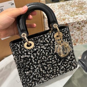 Túi Xách Dior Lady Nữ Màu Đen Đính Cườm Like Auth 20cm (2)