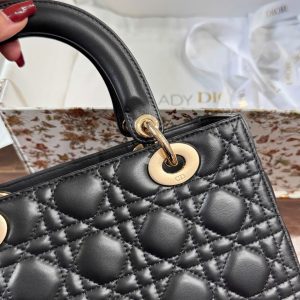 Túi Xách Dior Lady Replica 11 Cao Cấp Nữ Màu Đen Da Cừu 24cm (2)