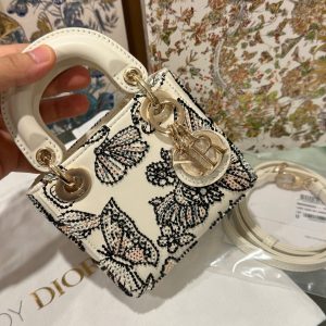 Túi Xách Dior Micro Lady Siêu Cấp Hoạ Tiết Butterfly 12cm (2)