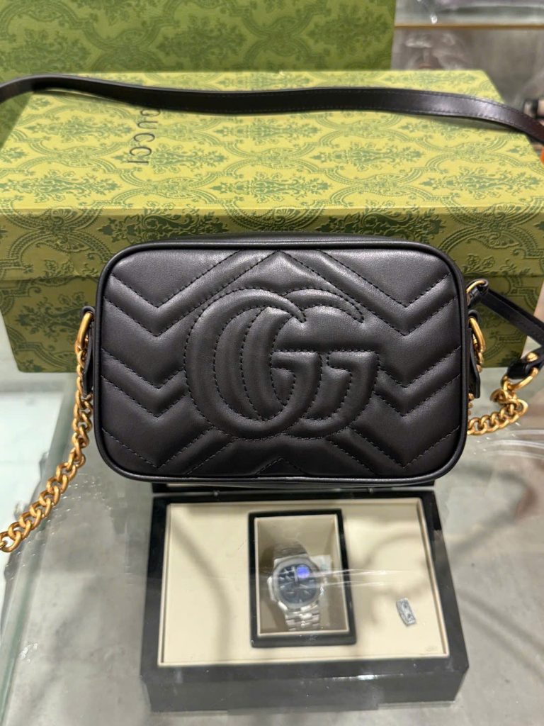 Túi Xách Hàng Hiệu Gucci Marmont Nữ Da Mịn Màu Đen 18cm (2)