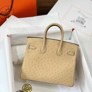 Túi Xách Hermes Birkin Cận Auth Da Đà Điểu Màu Be Khoá Vàng 25cm (2)