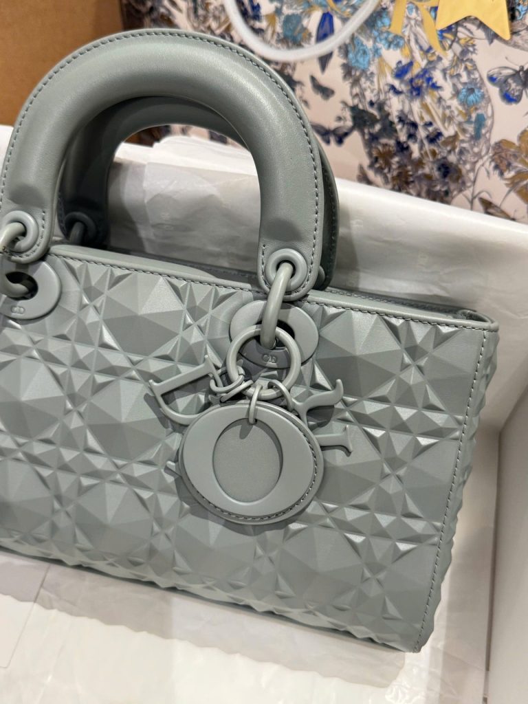 Túi Xách Like Auth Dior D-Joy Nữ Hoạ Tiết Kim Cương Màu Xám 26cm (2)