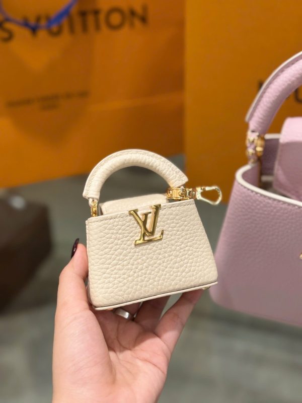 Túi Xách Louis Vuitton LV Capucines Nữ Màu Hồng Siêu Cấp 21cm (2)