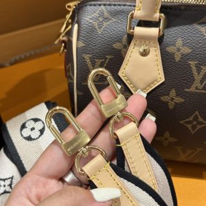 Túi Xách Louis Vuitton LV Speedy Siêu Cấp Hoạ Tiết Monogram 20.5x13 (2)