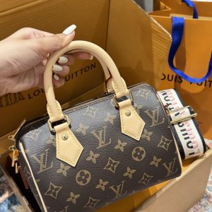 Túi Xách Louis Vuitton LV Speedy Siêu Cấp Hoạ Tiết Monogram 20.5x13 (2)