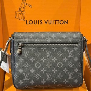 Túi Xách Nam Đeo Chéo Louis Vuitton Hoạ Tiết Monogram 26x20x7cm (2)