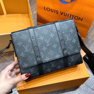 Túi Xách Nam Louis Vuitton LV Eclipse Siêu Cấp Hoạ Tiết Monogram Màu Xám 24x18x5 (2)